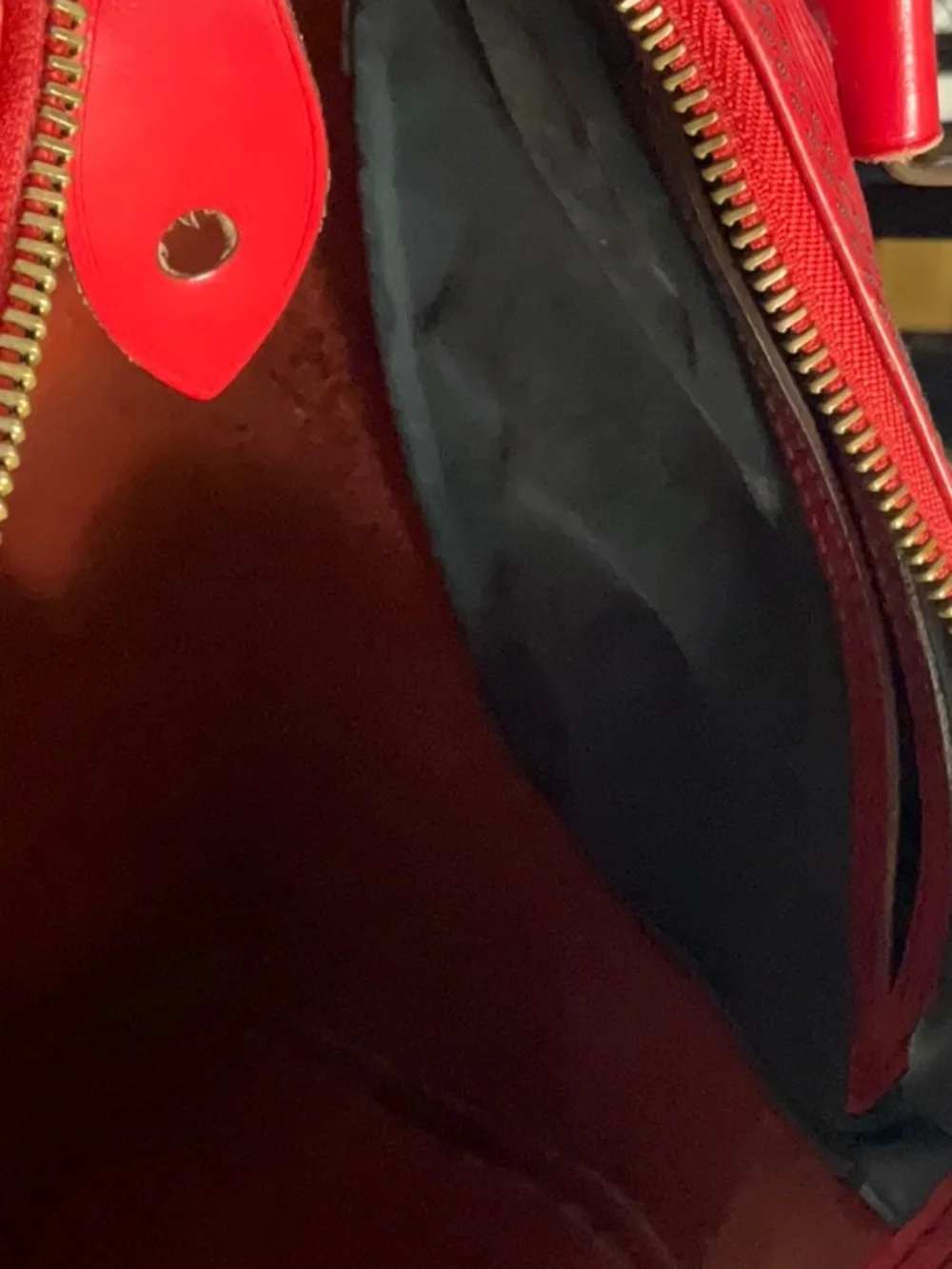 Louis Vuitton Used Lux Speedy Eppy 35 Inch Red 3400 R Crease In Frnt Minor Rub♥️ - Picture 5 of 7